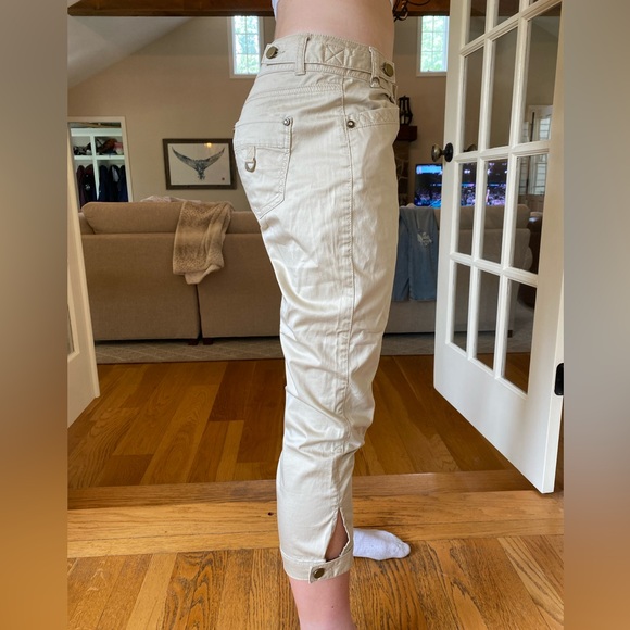 Cache Capri Pants - Picture 2 of 3